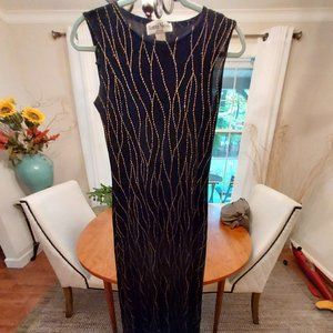 VINTAGE WOMENS MAXI ACETATE BEAUTIFUL FITTING DRESS  VERY RELIVENT TODAY .LOVELY